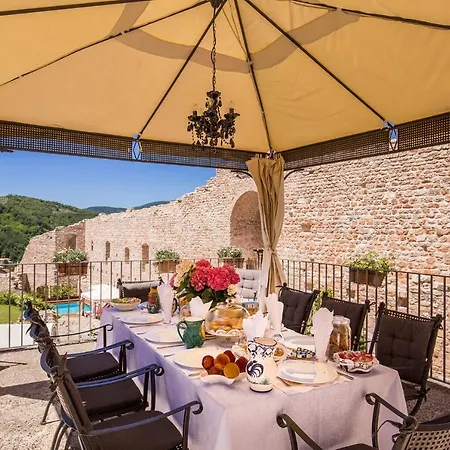 Villa Capodacqua Sleeps 10 Pool Air Con Wifi Capodacqua (Foligno)
